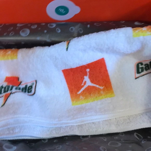 Jordan Other - Gatorade 6s